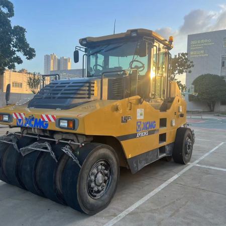 徐工XP363KS轮胎压路机(36吨胶轮)