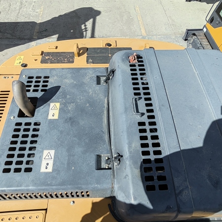 徐工XE370D履带式挖掘机