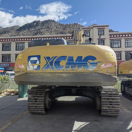 徐工XE370D履带式挖掘机