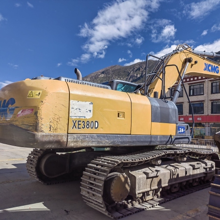 徐工XE370D履带式挖掘机