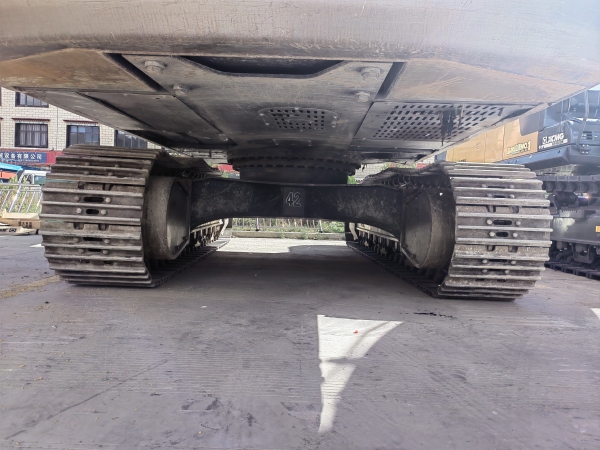 徐工XE370D履帶式挖掘機(jī)