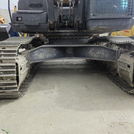 徐工XE370D履带式挖掘机