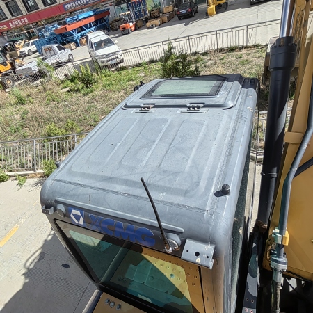 徐工XE370D履带式挖掘机