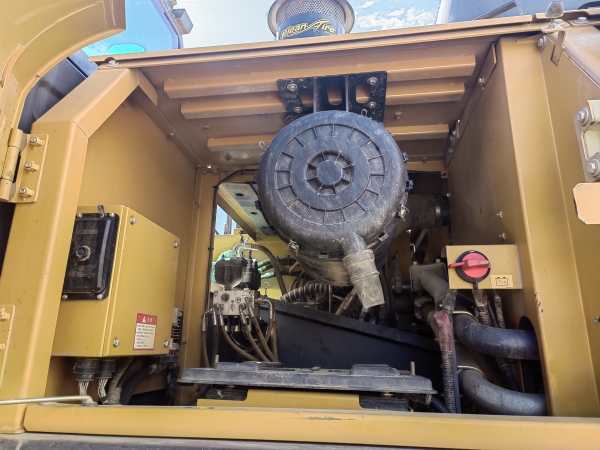 徐工XE370D履帶式挖掘機(jī)