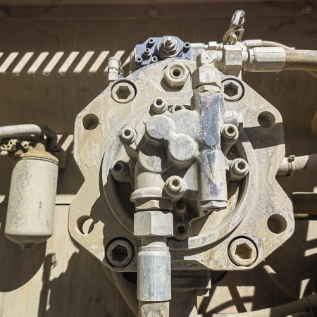 徐工XE370D履带式挖掘机