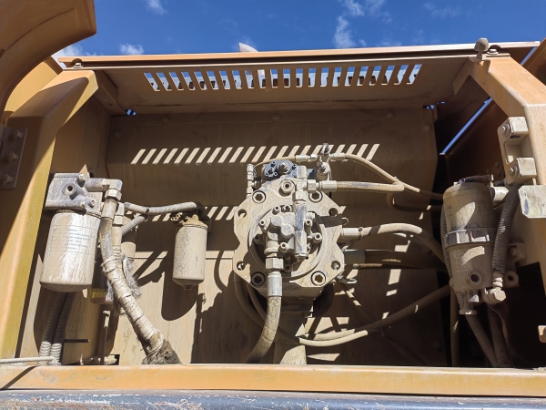 徐工XE370D履帶式挖掘機(jī)