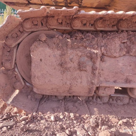 卡特彼勒323D2L履带式挖掘机