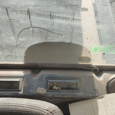 卡特彼勒323D2L履带式挖掘机