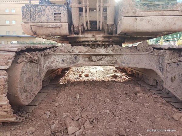 卡特彼勒323D2L履帶式挖掘機