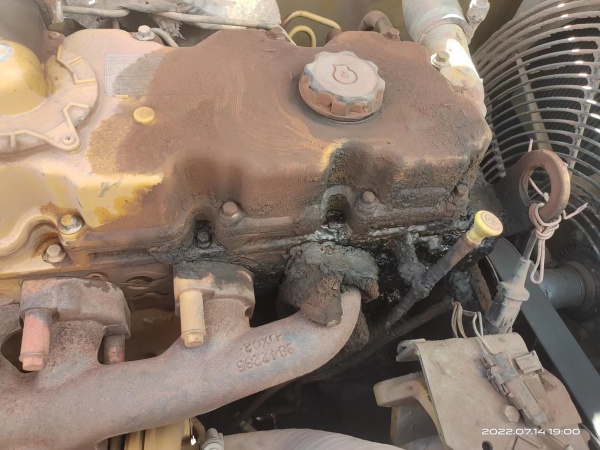 卡特彼勒323D2L履帶式挖掘機