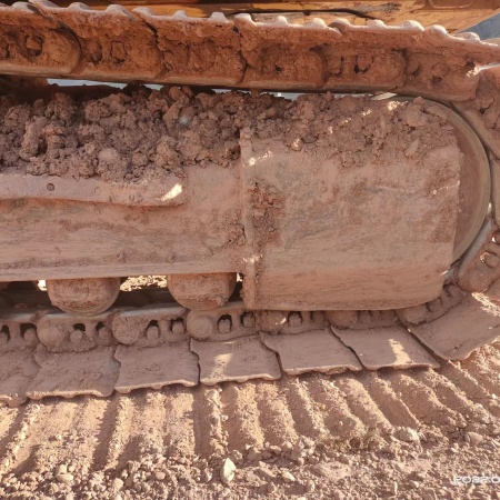 卡特彼勒323D2L履带式挖掘机