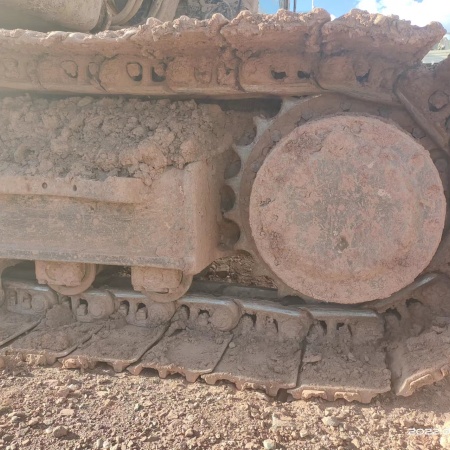 卡特彼勒323D2L履带式挖掘机