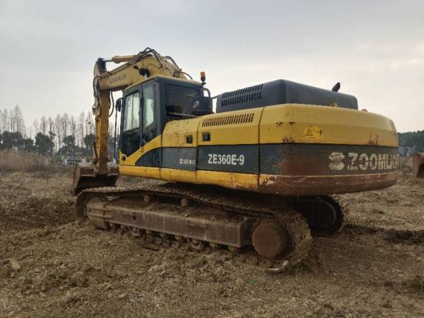 中聯(lián)重科ZE365E-10履帶式挖掘機