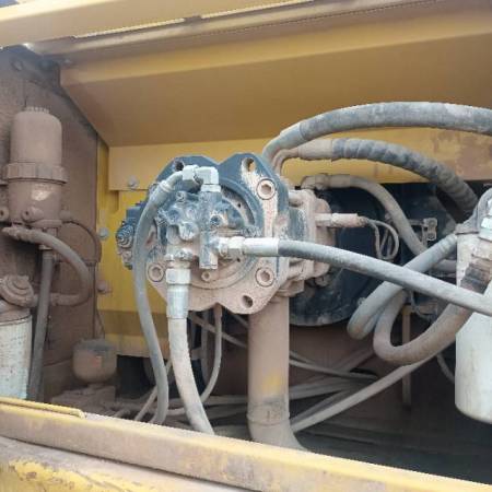 中联重科ZE365E-10履带式挖掘机