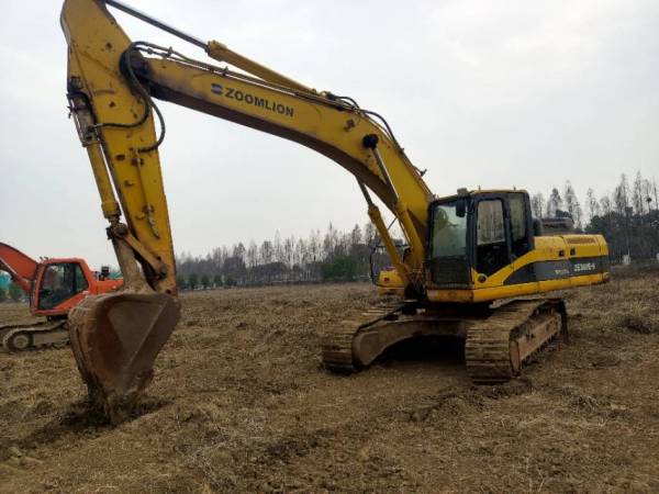 中聯(lián)重科ZE365E-10履帶式挖掘機