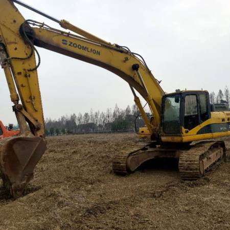 中联重科ZE365E-10履带式挖掘机