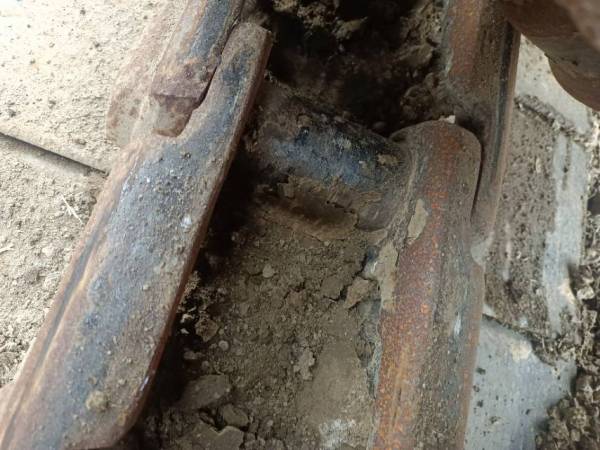 中聯(lián)重科ZE365E-10履帶式挖掘機