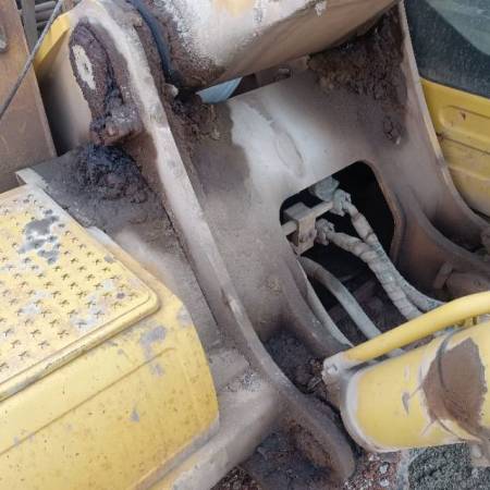 中联重科ZE365E-10履带式挖掘机