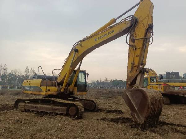 中聯(lián)重科ZE365E-10履帶式挖掘機