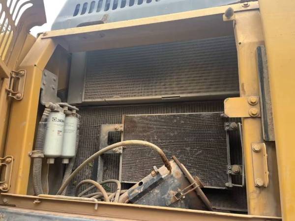 徐工XE470D履帶式挖掘機(jī)