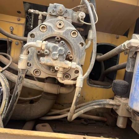 徐工XE470D履带式挖掘机