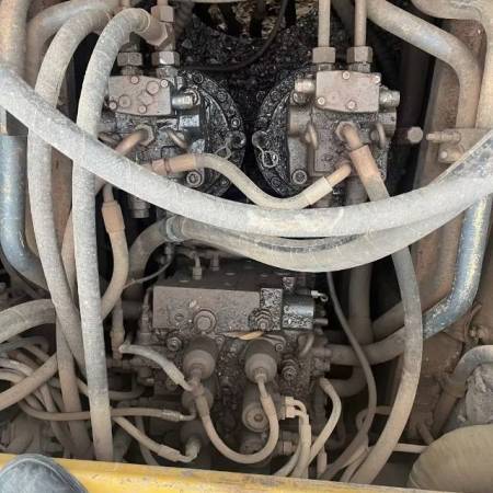 徐工XE470D履带式挖掘机