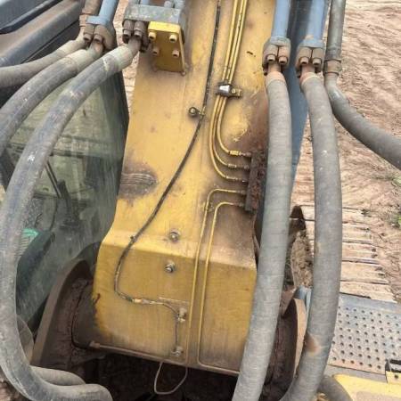 徐工XE470D履带式挖掘机