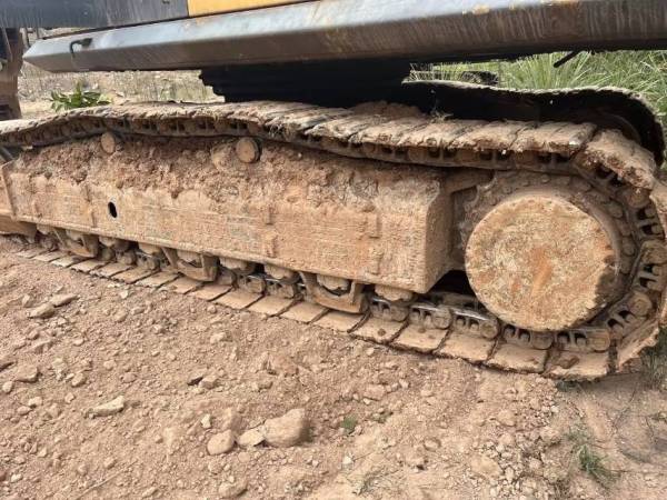 徐工XE470D履帶式挖掘機(jī)