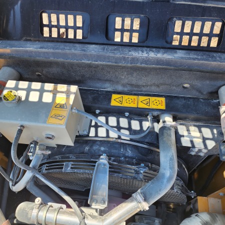 徐工XE370D履带式挖掘机