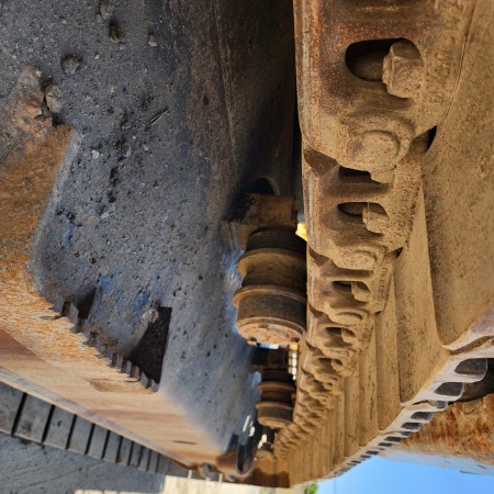 徐工XE370D履带式挖掘机