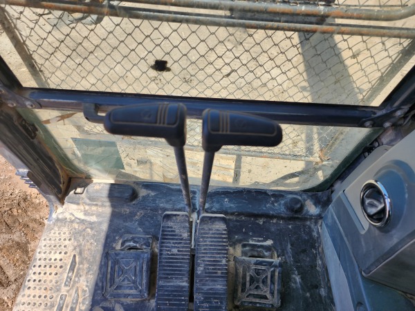 徐工XE370D履帶式挖掘機(jī)