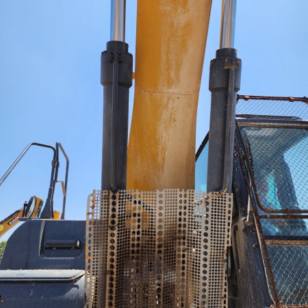 徐工XE370D履带式挖掘机