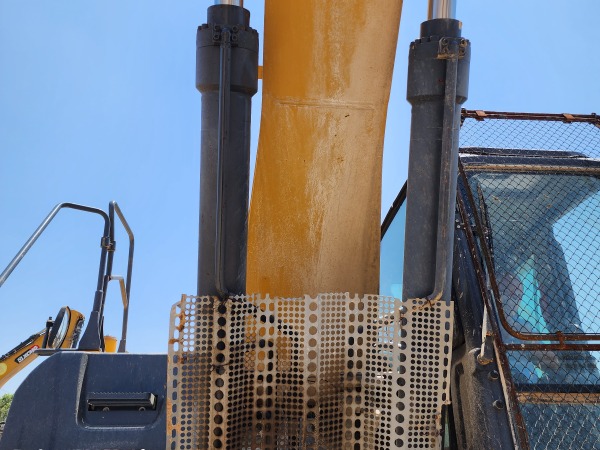 徐工XE370D履帶式挖掘機(jī)