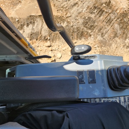 徐工XE370D履带式挖掘机