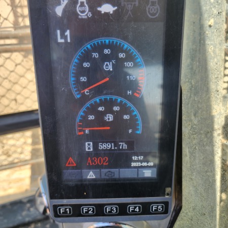 徐工XE370D履带式挖掘机