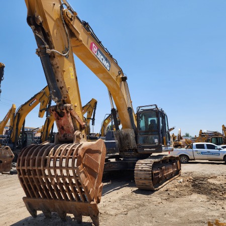 徐工XE370D履带式挖掘机