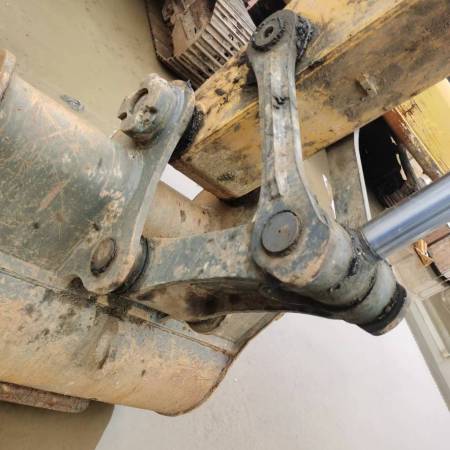 徐工XE155DK履带式挖掘机