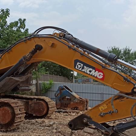 徐工XE550DK履带式挖掘机