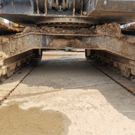 徐工XE155DK履带式挖掘机