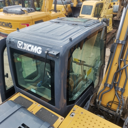 徐工XE155DK履带式挖掘机