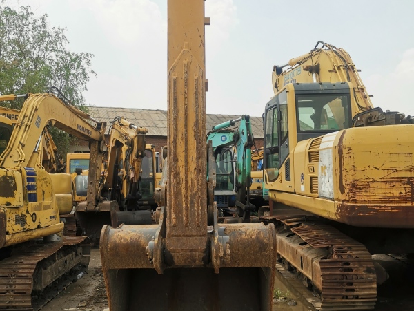 徐工XE155DK履帶式挖掘機