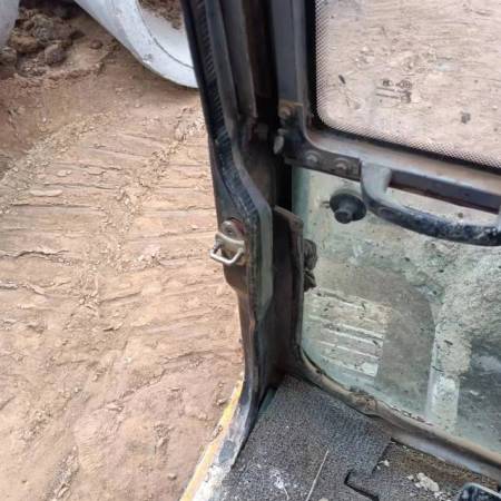 龙工LG6065履带式挖掘机