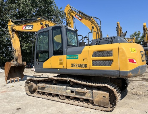 徐工XE200DA履带式挖掘机