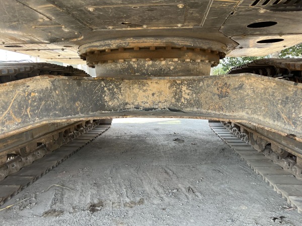 徐工XE200DA履帶式挖掘機