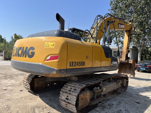 徐工XE200DA履帶式挖掘機