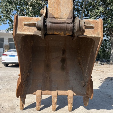 徐工XE200DA履带式挖掘机