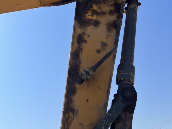 徐工XE200DA履帶式挖掘機