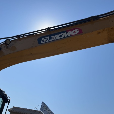 徐工XE200DA履带式挖掘机