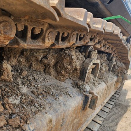 徐工XE550DK履带式挖掘机