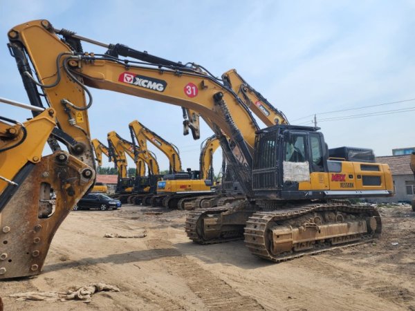 徐工XE550DK履帶式挖掘機